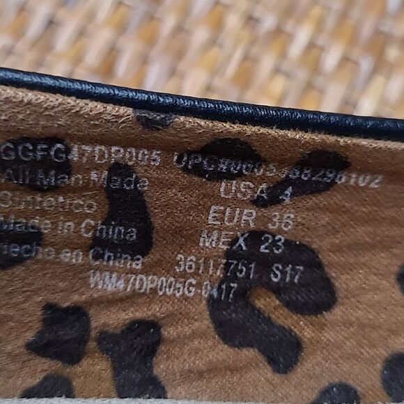 Faded Glory sz 4 black slippers - Picture 7 of 7